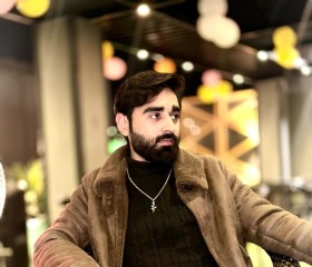 Noman Nawaz, 26, Mian Channun