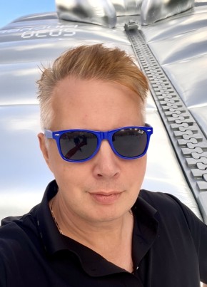 Dmitriy, 44, Russia, Moscow