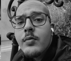 Vas, 18, Nea Ionia (Attica)