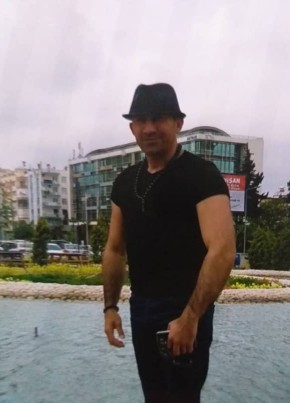 Gürkan, 36, Türkiye Cumhuriyeti, İzmir