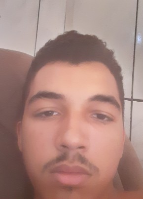 Rafael из Maringá 21 год
