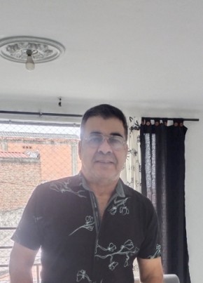 Jose из Santiago de Cali 53 года