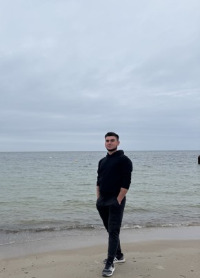 Artem из Wrocław 27 лет