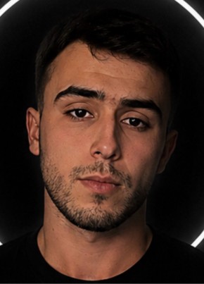 rustam из Магадана 20 лет