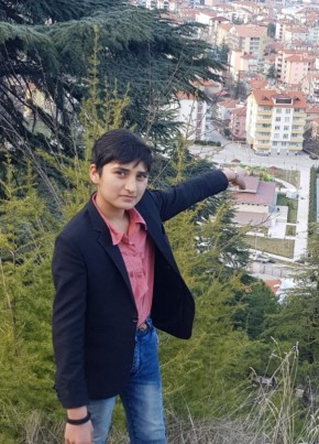 Majeeb, 20, Türkiye Cumhuriyeti, Akşehir