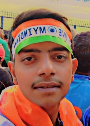 Kabir Yadav, 21, India, Bhātpāra