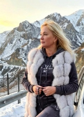 Larisa, 51, Russia, Adler