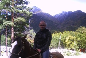 Denis, 45 - Miscellaneous