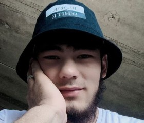 Zhaloliddin, 21, Saint Petersburg