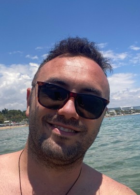 Raşit из Avsallar 33 года