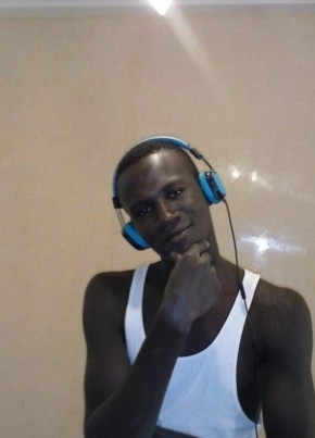 Omz, 27, Republic of The Gambia, Bakau