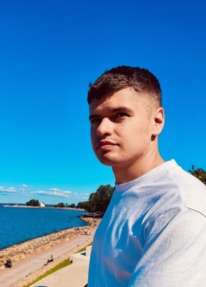 Сергей из Москвы 29 лет