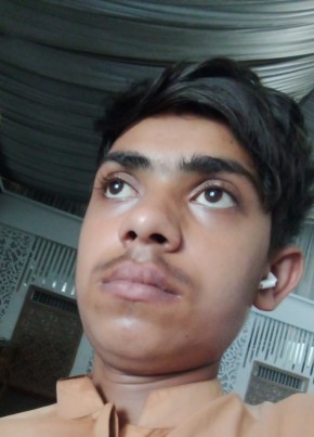 Ibrahim, 18, پاکستان, کراچی