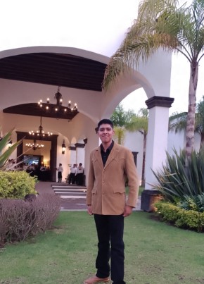 Juan Jose, 20, Mexico, Santiago de Queretaro