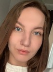 Kseniya, 23  , Yekaterinburg