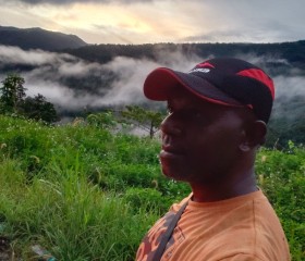 Fredi Douw, 37, Nabire