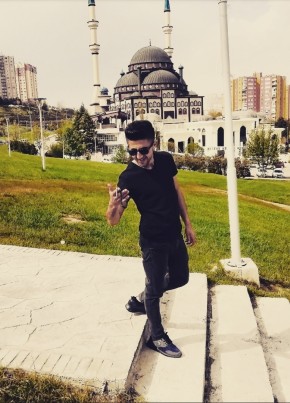Murat e, 24, Türkiye Cumhuriyeti, Küçükkarataş