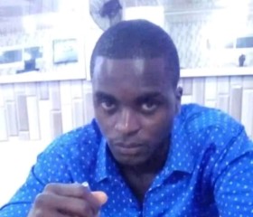 Alexandre, 29, Maroua