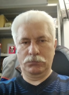 Игорь из Москвы 18 лет