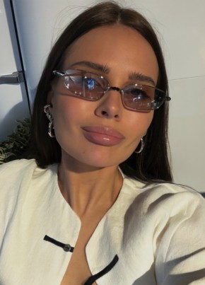 Алина из Львова 28 лет