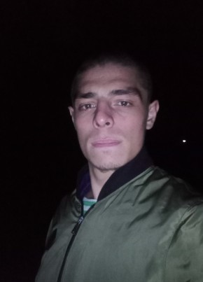 Александр, 26, Россия, Миллерово