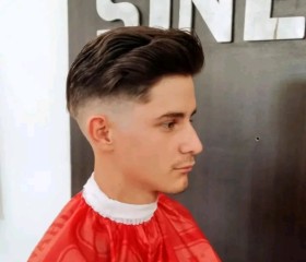 Marcos, 23, San Rafael