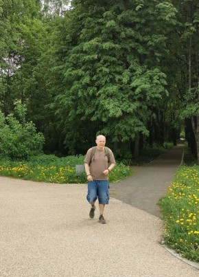 Максим из Люберцы 44 года
