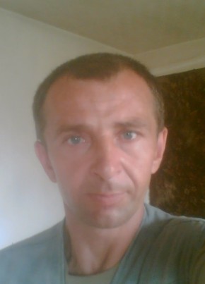 Виктор, 53, Россия, Артем