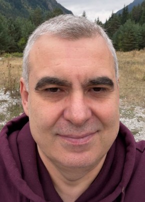Pavel из Софии 52 года