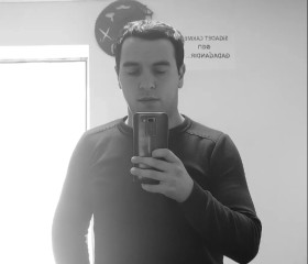 Əkbər, 24, Baku