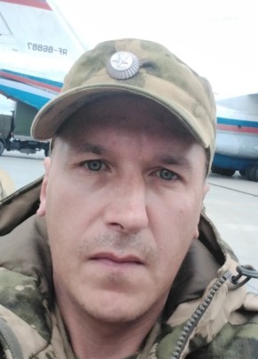 Олег, 39, Россия, Софрино