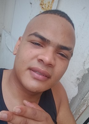 Kenin Muñóz из Santafe de Bogotá 20 лет