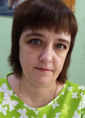 Татьяна из Саратова 42 года