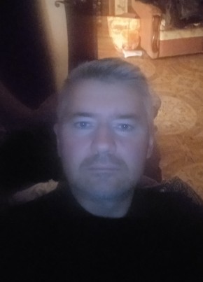 Иван из Верхнего Уфалея 42 года