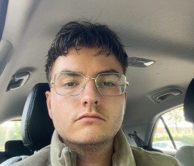 Sandro, 26, Oss