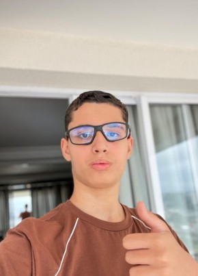 Arthur из Leme 33 года