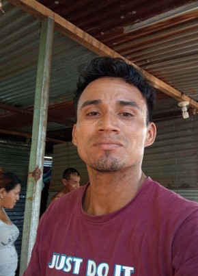 Josué из Santa Lucía Cotzumalguapa 28 лет