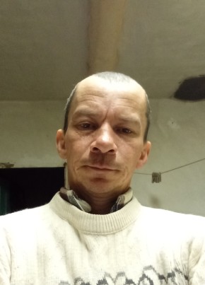 Дмитрий из Абинска 46 лет