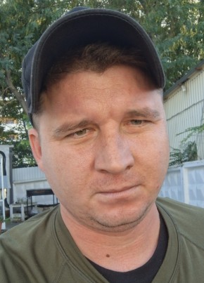 Виталий из Анапы 32 года