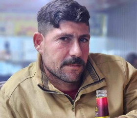 علي, 19, Balad
