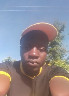 Neville, 23, Kenya, Eldoret