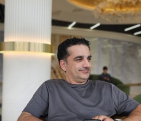 Sem, 46, Saint Petersburg