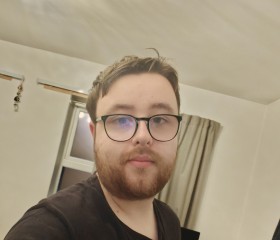 Daniel, 24, Whickham