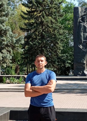 Рустам из Ростова-на-Дону 33 года