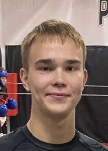 Александр из Череповеца 19 лет