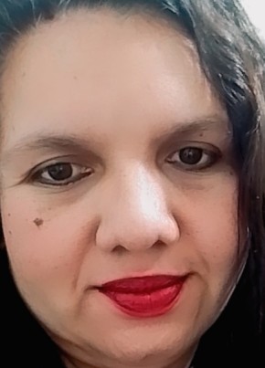 Tamires из Tupanciretã 38 лет