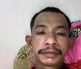 นัท, 19, Samut Sakhon