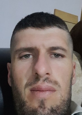 Ilev, 31, Albania, Tirana