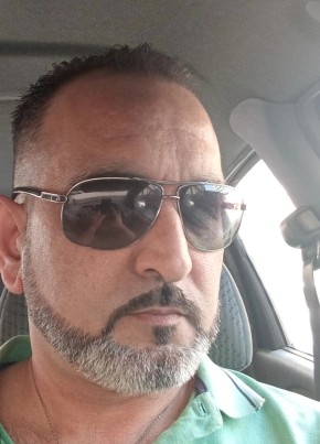 Maykel из San Vicente del Raspeig 47 лет