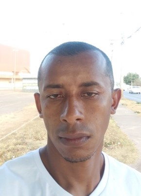 Edson, 33, República Federativa do Brasil, Brasília